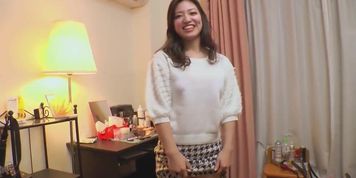 【無】Debut Vol.47 ～21歳の経験値～ パート1 (Leah Gotti)