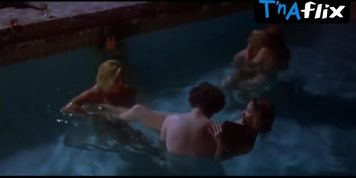 Unknown Breasts Scene  in The Happy Hooker Goes Hollywood