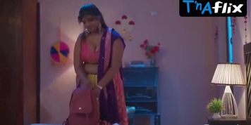 Kaira Sehgal Butt,  Breasts Scene  in Khiladi Bhaiya