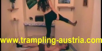 balkan dom trample