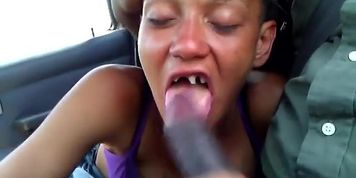 Crackhead with missing teeth sucks cock