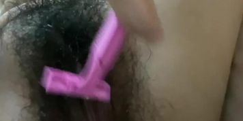 Hairy Pinay Teen Shaves her Pussy Hair for The Very First Time {PFKBUNNY}