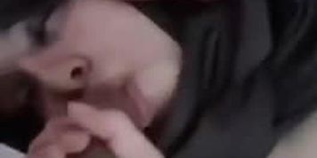 Turkish Hijab Girl Sucked Big Cock
