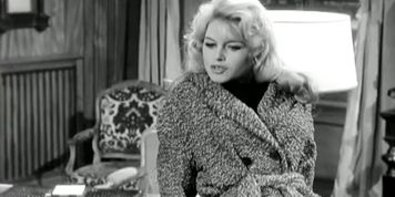 Brigitte Bardot Butt Scene  in En Cas De Malheur