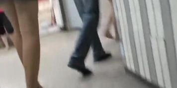 Hawt accidental upskirt