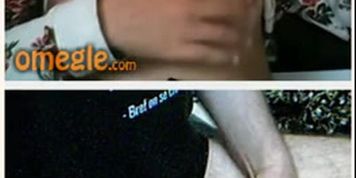 Teens watch and show boobs