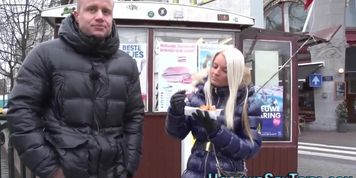 Real hooker eats pussy
