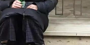Flash sex milf deutch like watch cock
