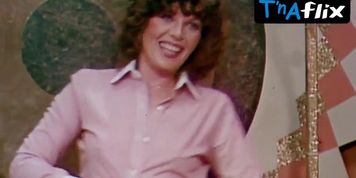 Jaye P. Morgan Breasts Scene  in The Gong Show Movie