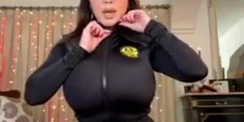 Kianna Dior - Police Officer Dildo Play