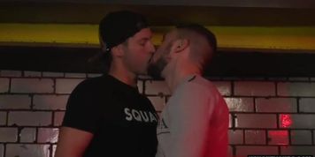 Hot jock oral sex with cumshot