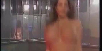Linsey Strip Show