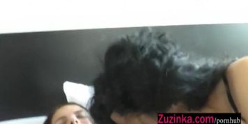 ABSOLUTE FIRST TIME lesbo beginners opinion - video (Zuzinka)