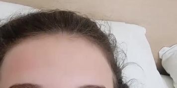loirinha olhos verdes StripCam