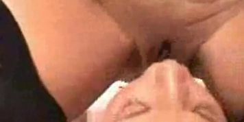 Mature lesbian facesitting