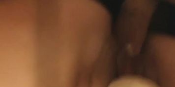 Wilder Fick f&uuml;r extrem milchige heisse MILF. Creampie und Body Cumshot
