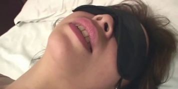REAL GRANNY PORN - Asian granny masturbates