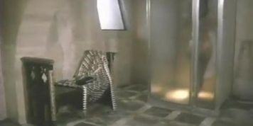 Isaura Espinoza Butt Scene  in El Secuestro De Lola