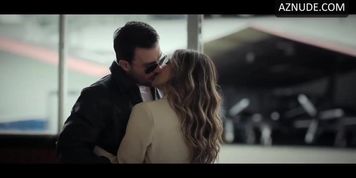 Manuela Gonzalez Sexy Scene  in Susana And Elvira: No Plan B