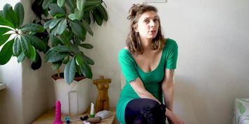 Sweet Jane Cums Rough On Her Sofa