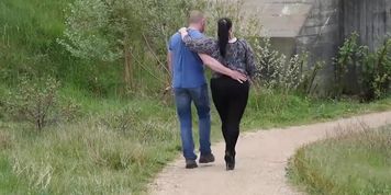 BBW quickie outdoors