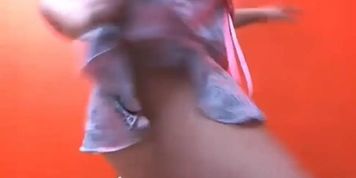 armpit flash