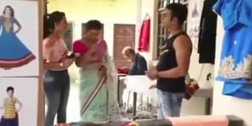 Hyderabadi sexy aunty fucking hot boy