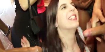 Real amateur pleasing cocks in public