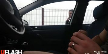 Flashing cock in car