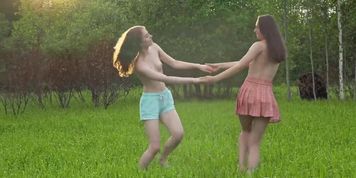 Beauty-Angels - Alice Kingsly & Flicka Luchik - Hot chicks lick clits in field