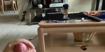 Jerking off to a Dp scene 