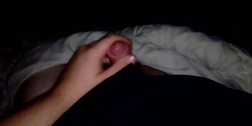 Boy masturbates and moan horny untill he cum
