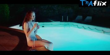 Alexia Giordano Bikini Scene  in Sois Magique