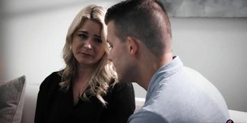 Bondage fetish fantasies tried out on stepmother Lisey Sweet (Codey Steele)