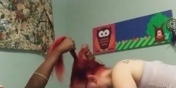 Sexy nerd VS Thug
