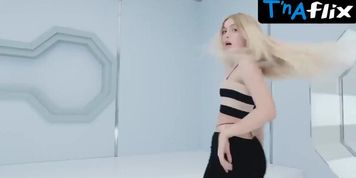 Aleyna Tilki Breasts Scene  in Aleyna Tilki Retrograde