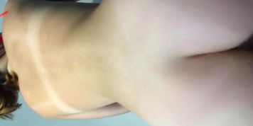 MA COPINE CHAUDE FINIT AVEC LE CUL PLEIN DE SPERME!!!