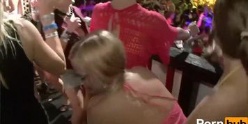 NIGHT CLUB FLASHERS 15 - Scene 4