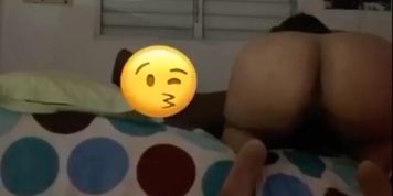 Ella es una buena XXX en cama