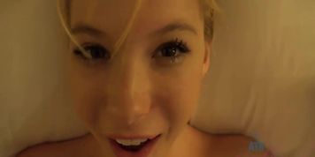ATK Girlfriends - After a day on the town, Kenzie wants to screw and you make her squirt. (Kenzie Reeves)