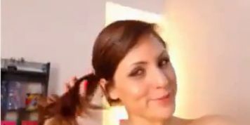 She looks so damn fuckable