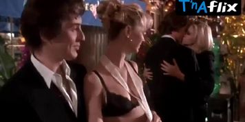 Lisa Kudrow Underwear Scene  in Romy And Michele'S High School Reunion