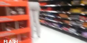Cumshot On ass (Resubido)