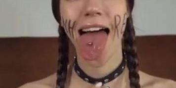 JuicyGao - Ahegao slut begging for BBC cum