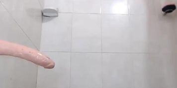 perlalovers shower and squirt