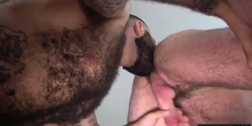 Hairy bear flip flop and cumshot