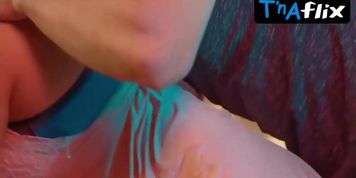Manisha Jain Sexy Scene  in Rangeen Kahaniyan