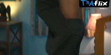 Rani Pari Sexy Scene  in Pehredaar 2