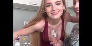 oksana neveselaya
