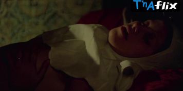 Susan Hemingway Lesbian,  Butt Scene  in Love Letters Of A Portuguese Nun